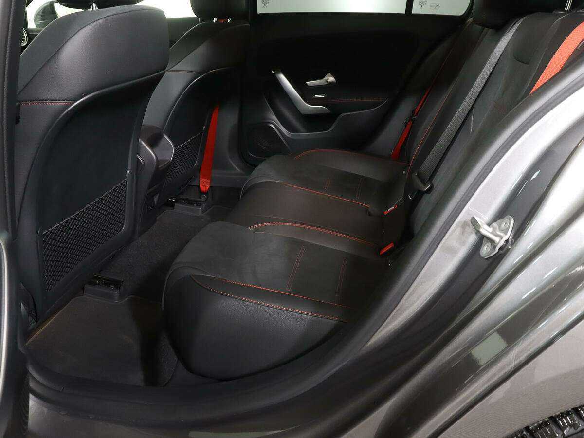 Mercedes-Benz A-Класс AMG 2020 года с пробегом. Фото: #9