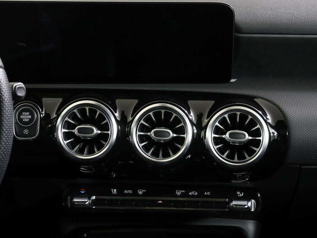 Mercedes-Benz A-Класс AMG 2020 года с пробегом. Фото: #12