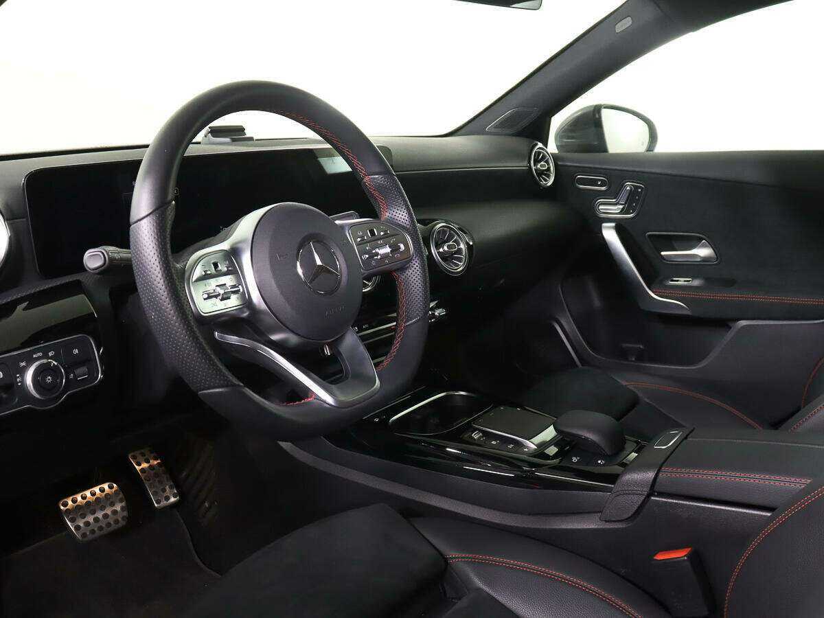 Mercedes-Benz A-Класс AMG 2020 года с пробегом. Фото: #13