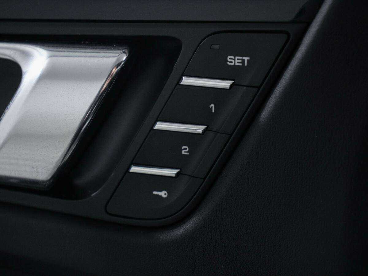 Porsche Macan 2015 года с пробегом. Фото: #18