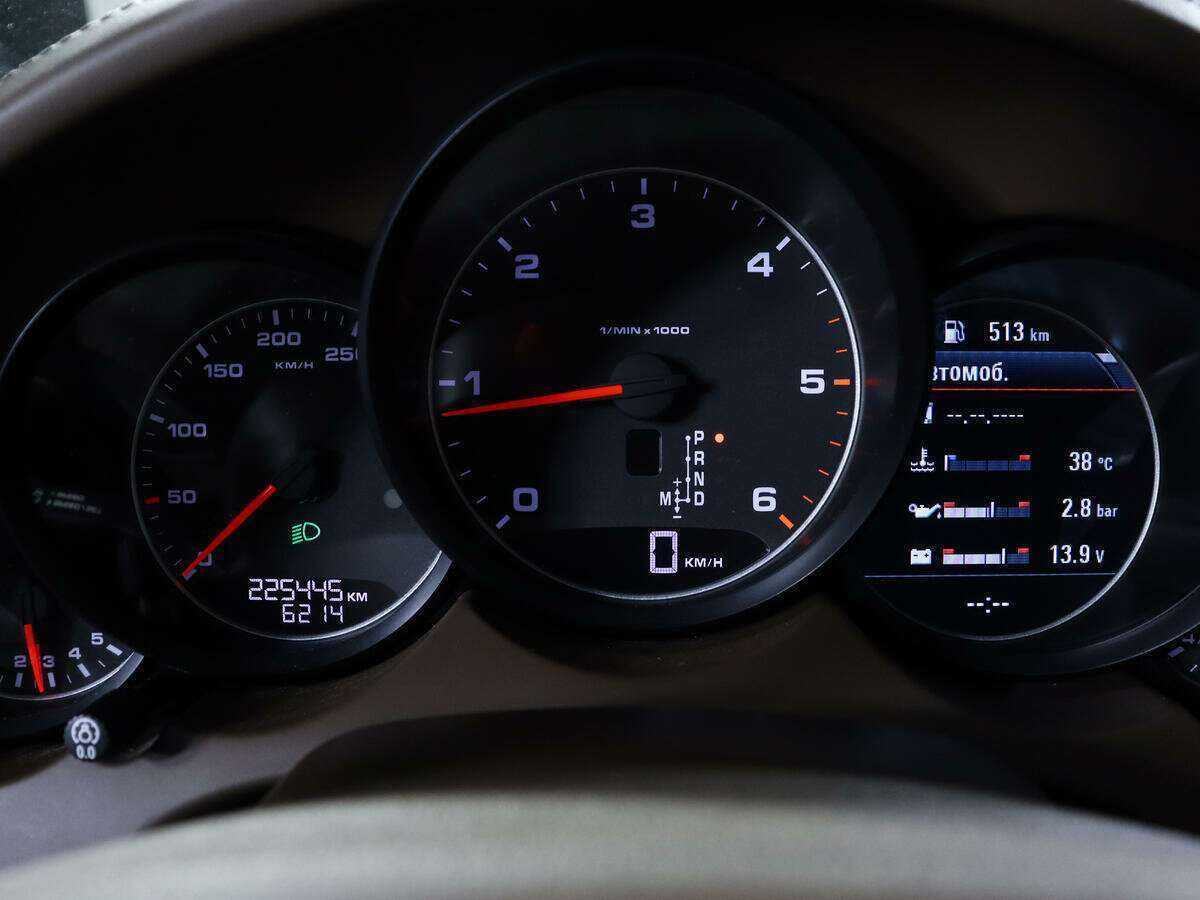 Porsche Cayenne 2013 года с пробегом. Фото: #9