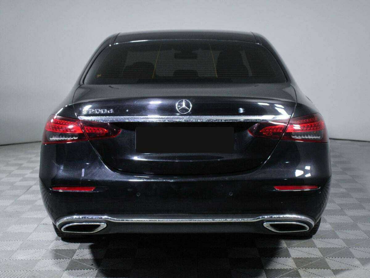 Mercedes-Benz E-Класс 2020 года с пробегом. Фото: #4