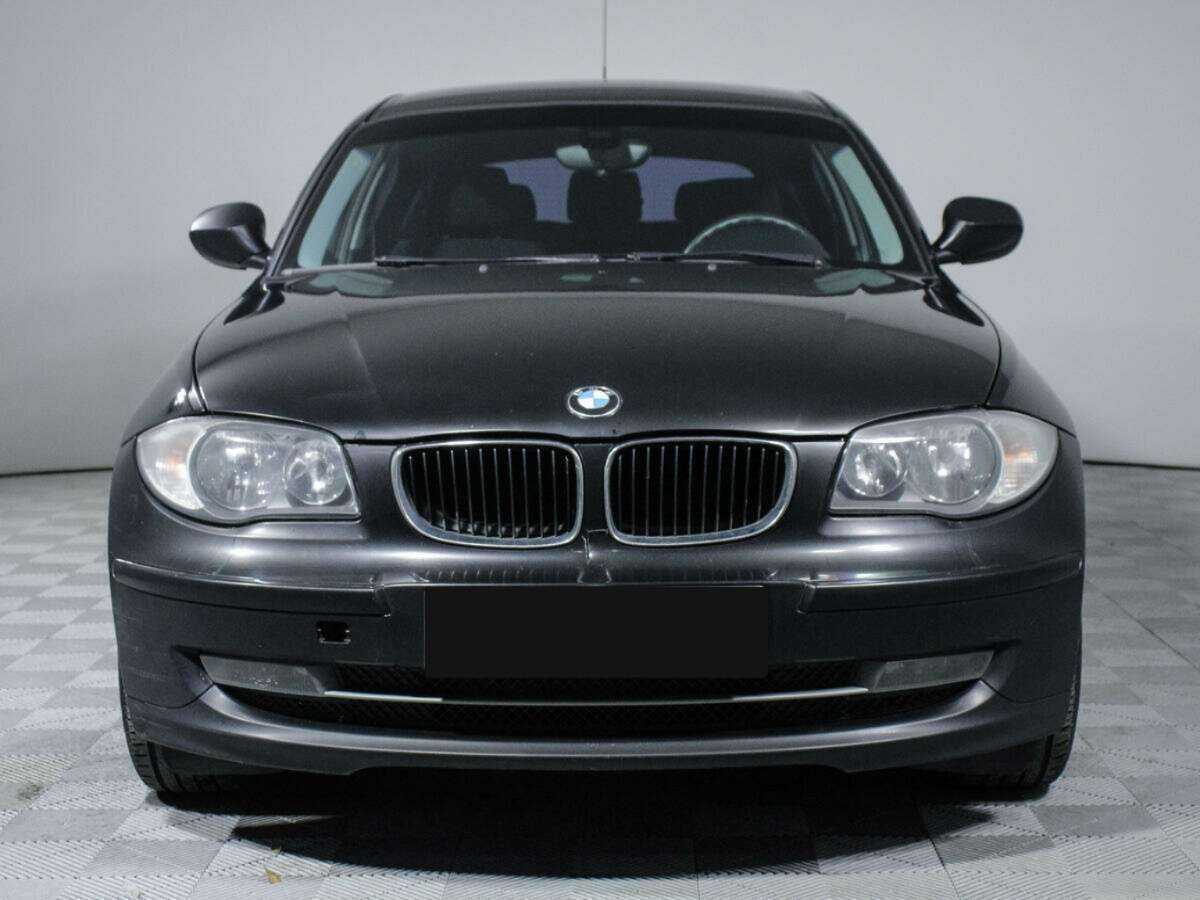 BMW 1 серии 2010 года с пробегом. Фото: #1