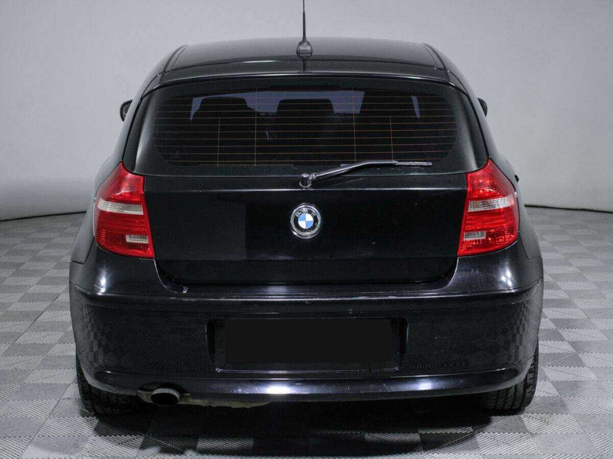 BMW 1 серии 2010 года с пробегом. Фото: #4