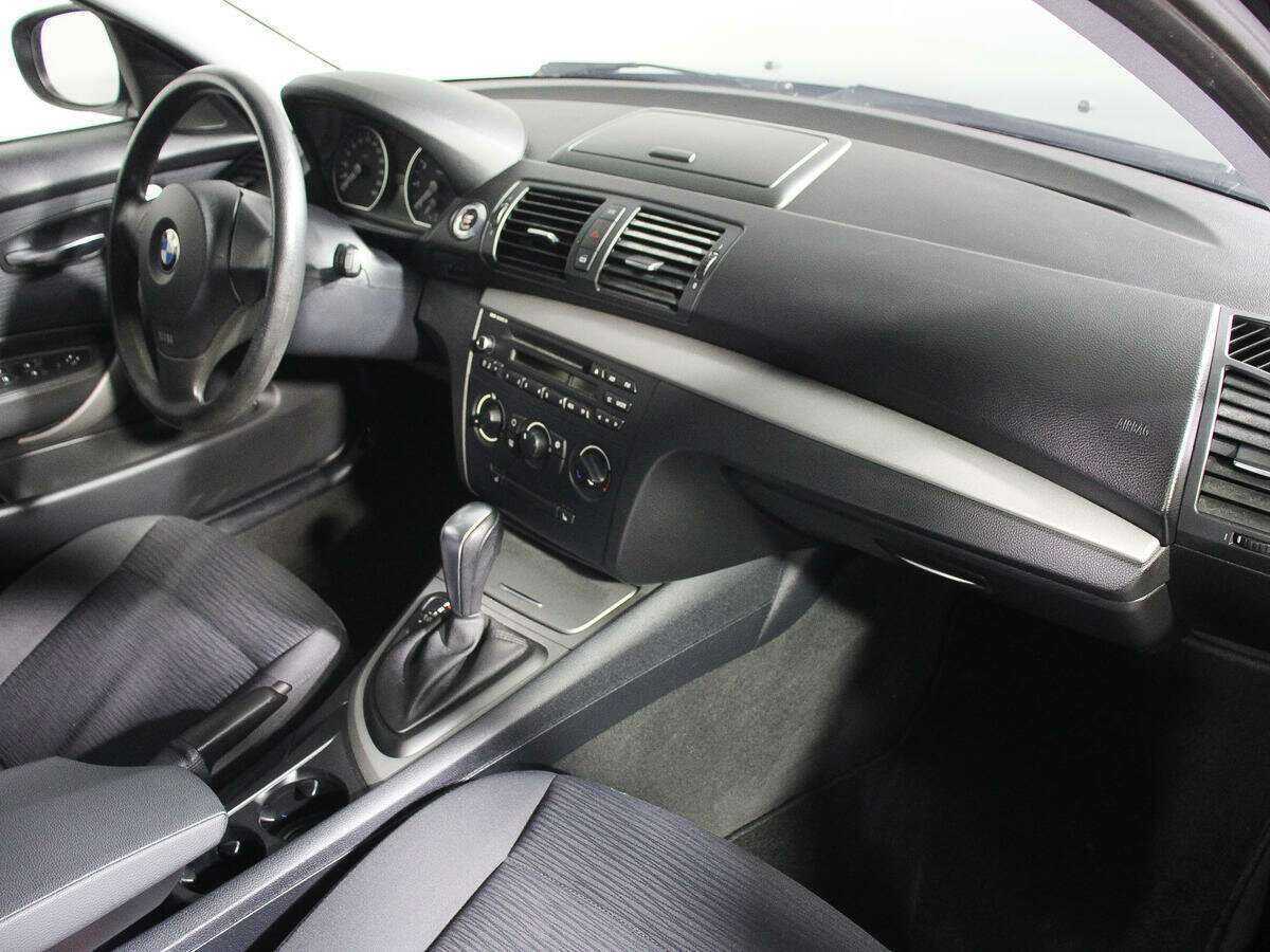 BMW 1 серии 2010 года с пробегом. Фото: #7
