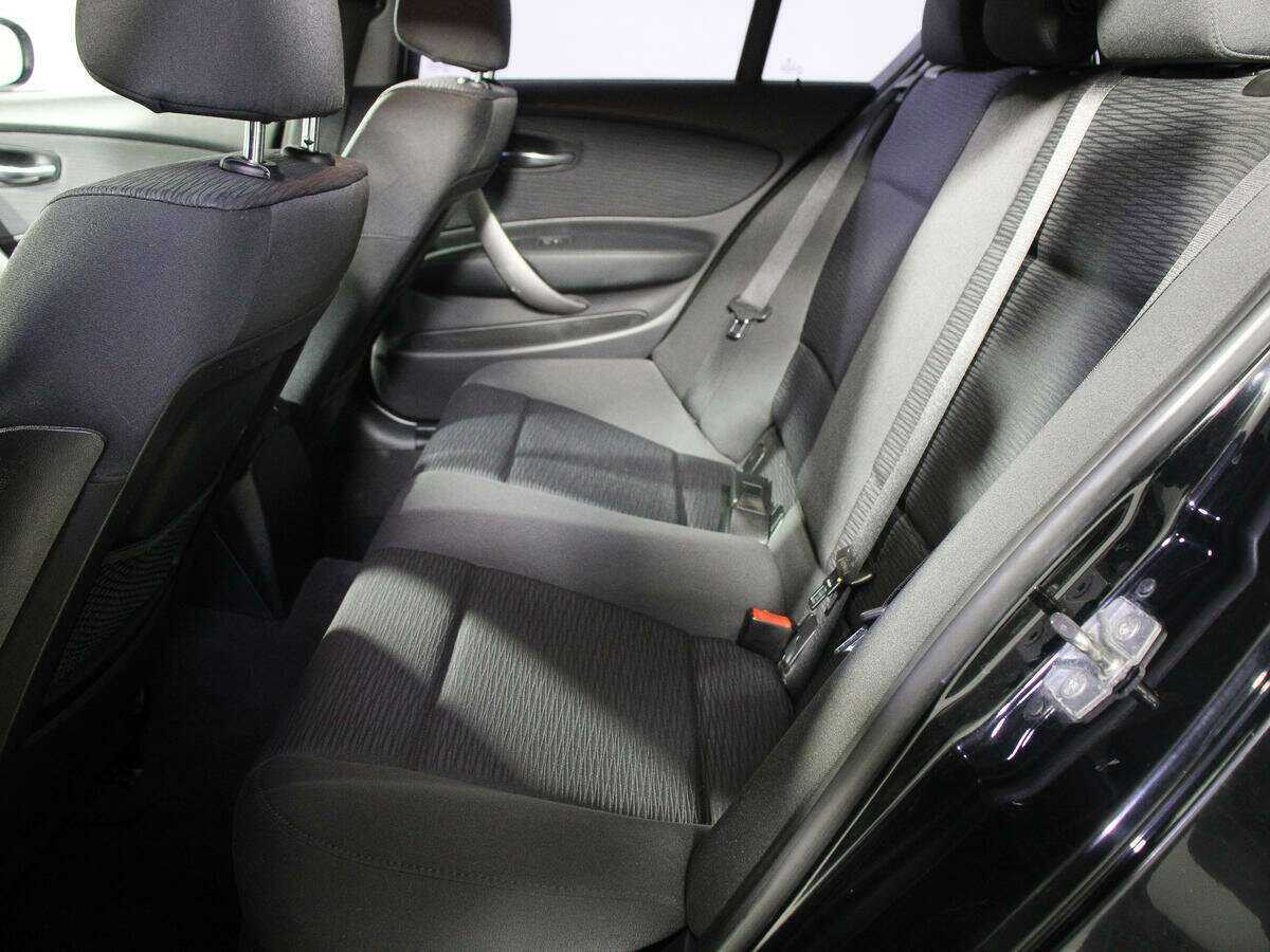 BMW 1 серии 2010 года с пробегом. Фото: #8