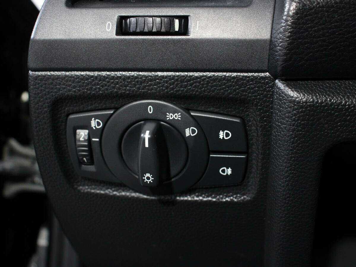 BMW 1 серии 2010 года с пробегом. Фото: #13