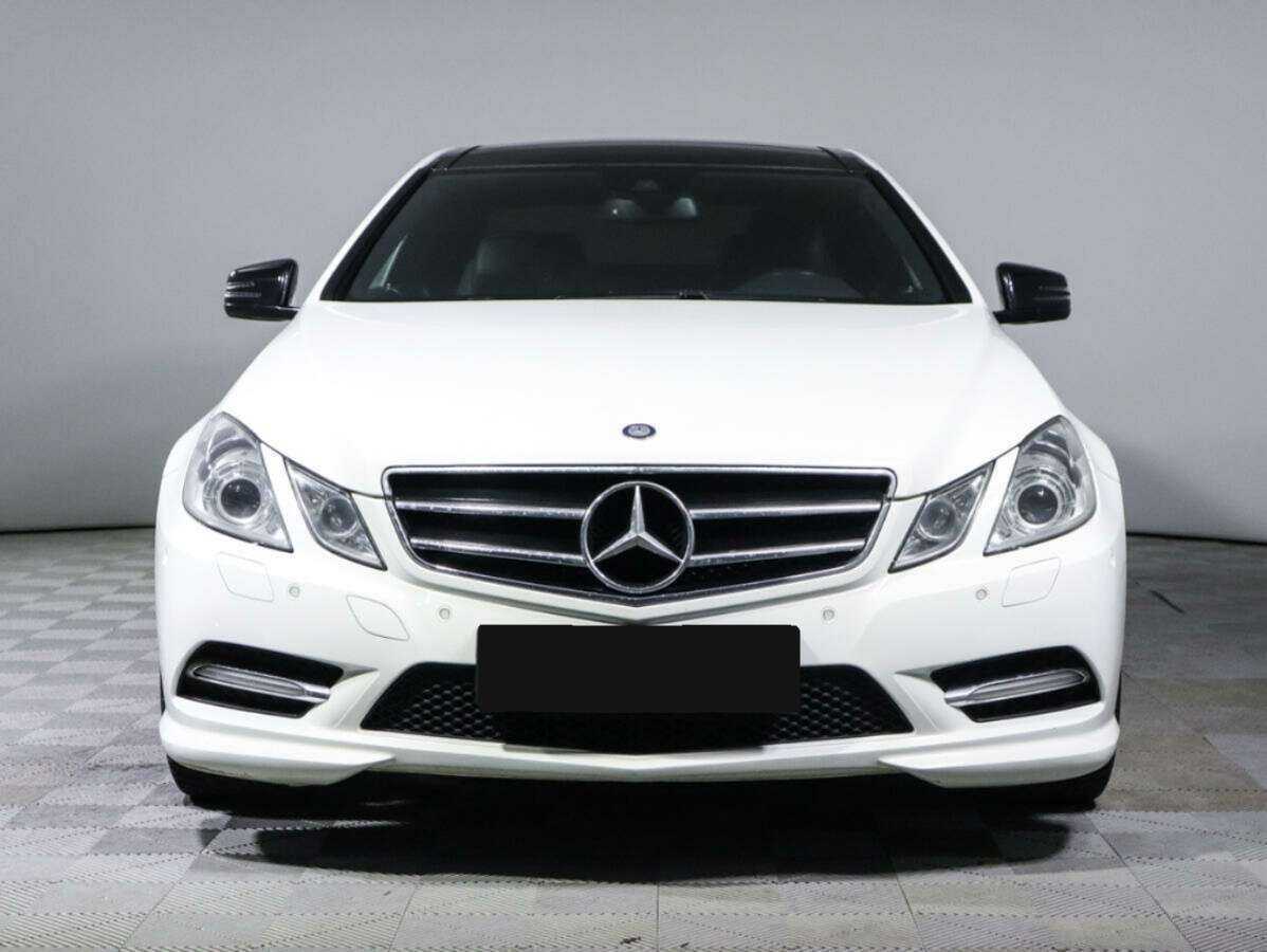 Mercedes-Benz E-Класс 2013 года с пробегом. Фото: #1