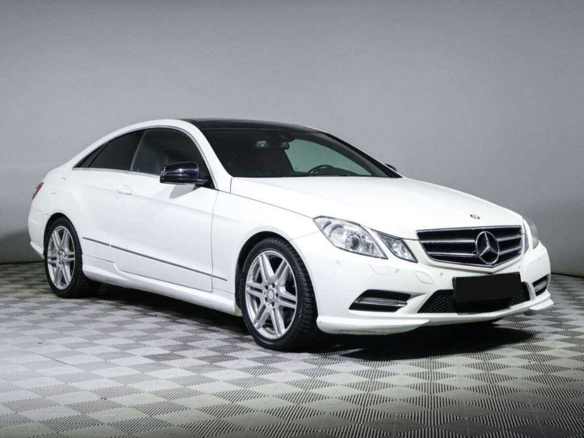 Mercedes-Benz E-Класс 2013 года с пробегом. Фото: #2