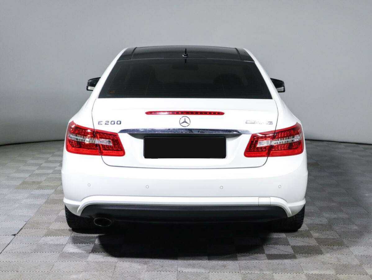 Mercedes-Benz E-Класс 2013 года с пробегом. Фото: #4