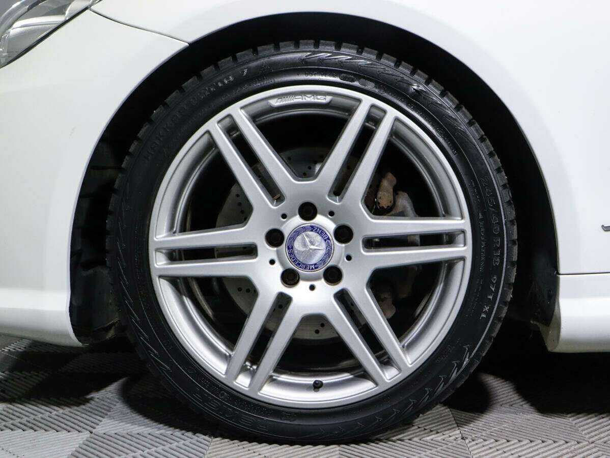 Mercedes-Benz E-Класс 2013 года с пробегом. Фото: #12