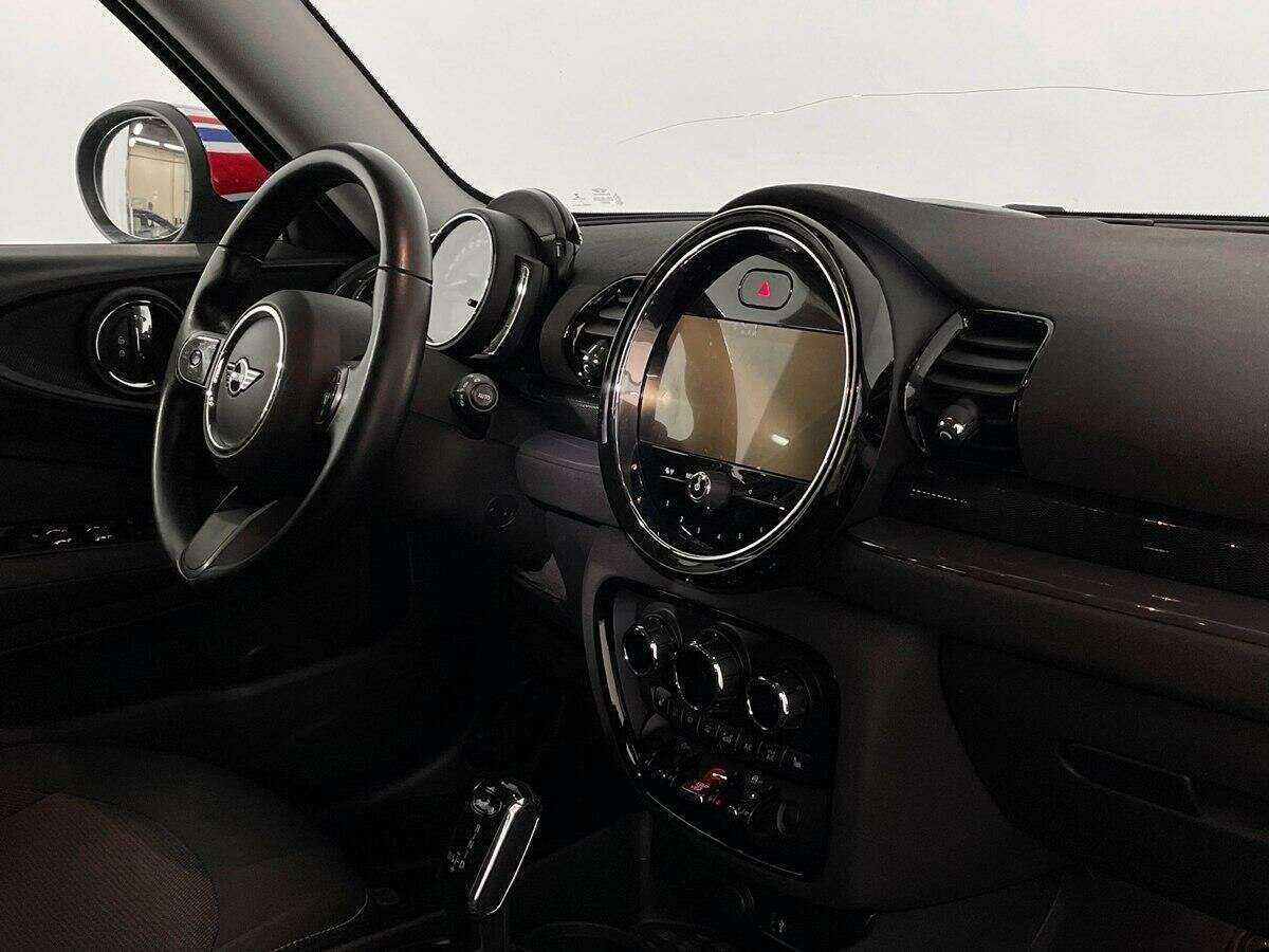 Mini Clubman 2021 года с пробегом. Фото: #8