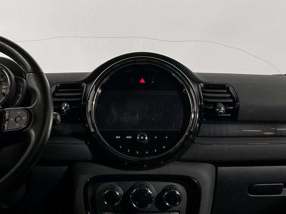 Mini Clubman 2021 года с пробегом. Фото: #11