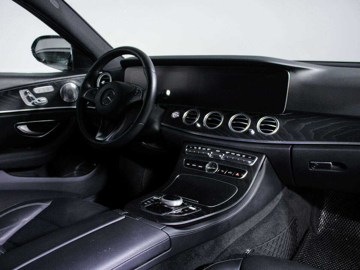 Mercedes-Benz E-Класс 2017 года с пробегом. Фото: #6