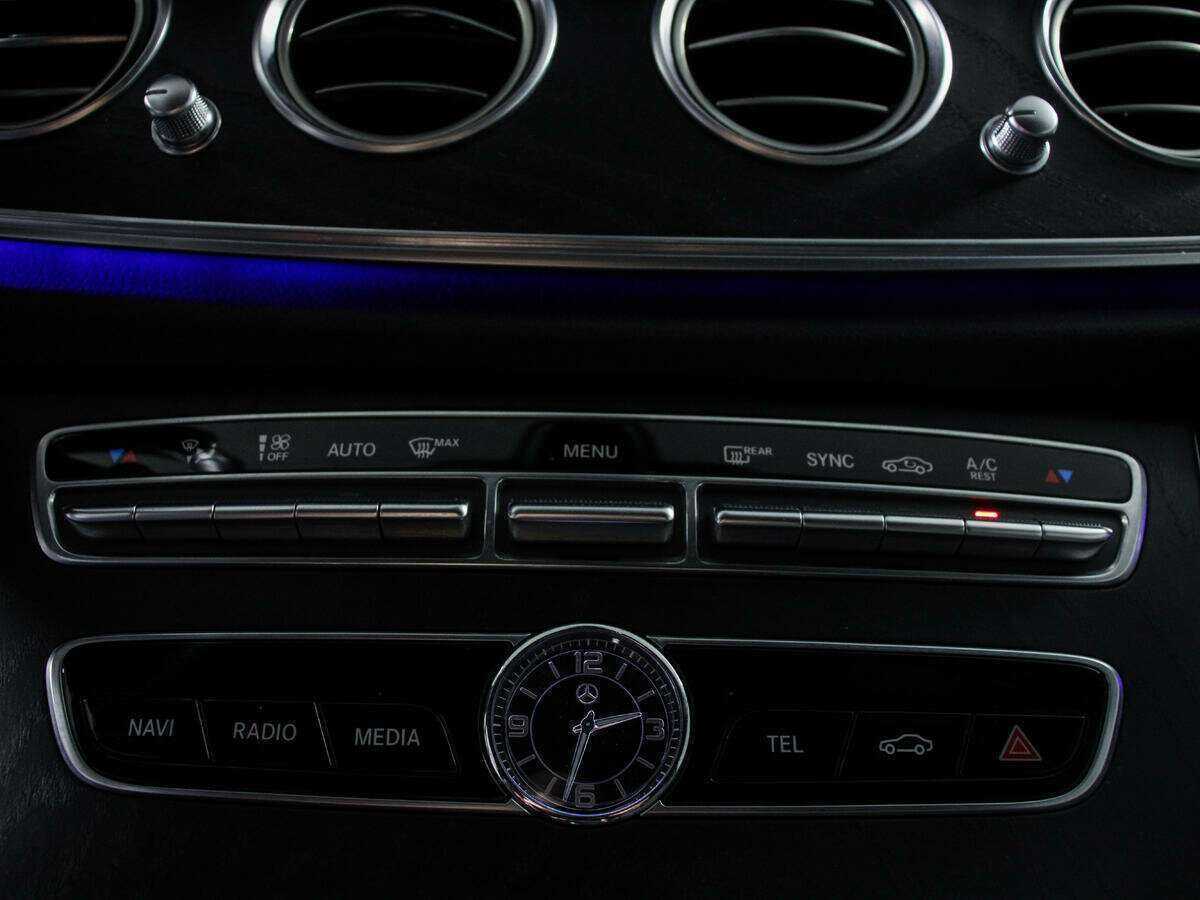 Mercedes-Benz E-Класс 2017 года с пробегом. Фото: #15