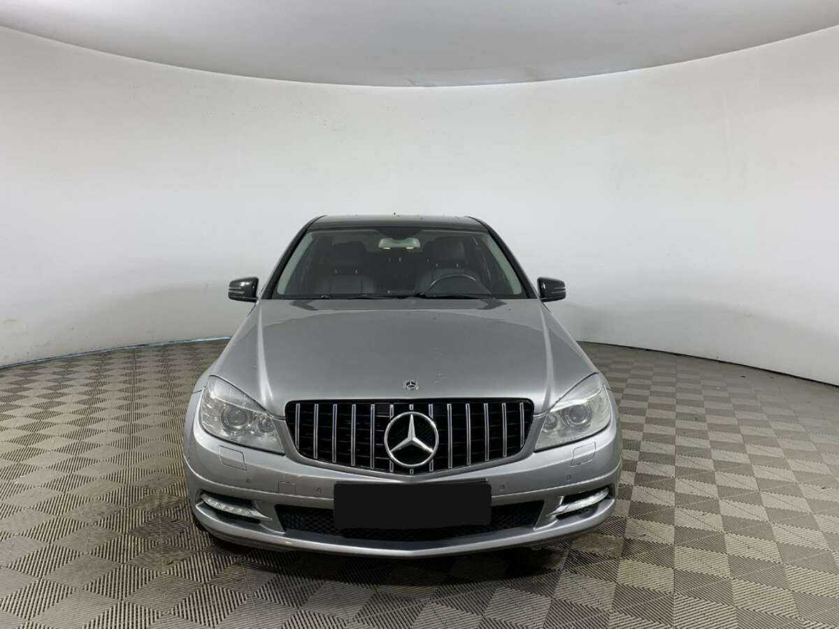 Mercedes-Benz C-Класс 2010 года с пробегом. Фото: #1