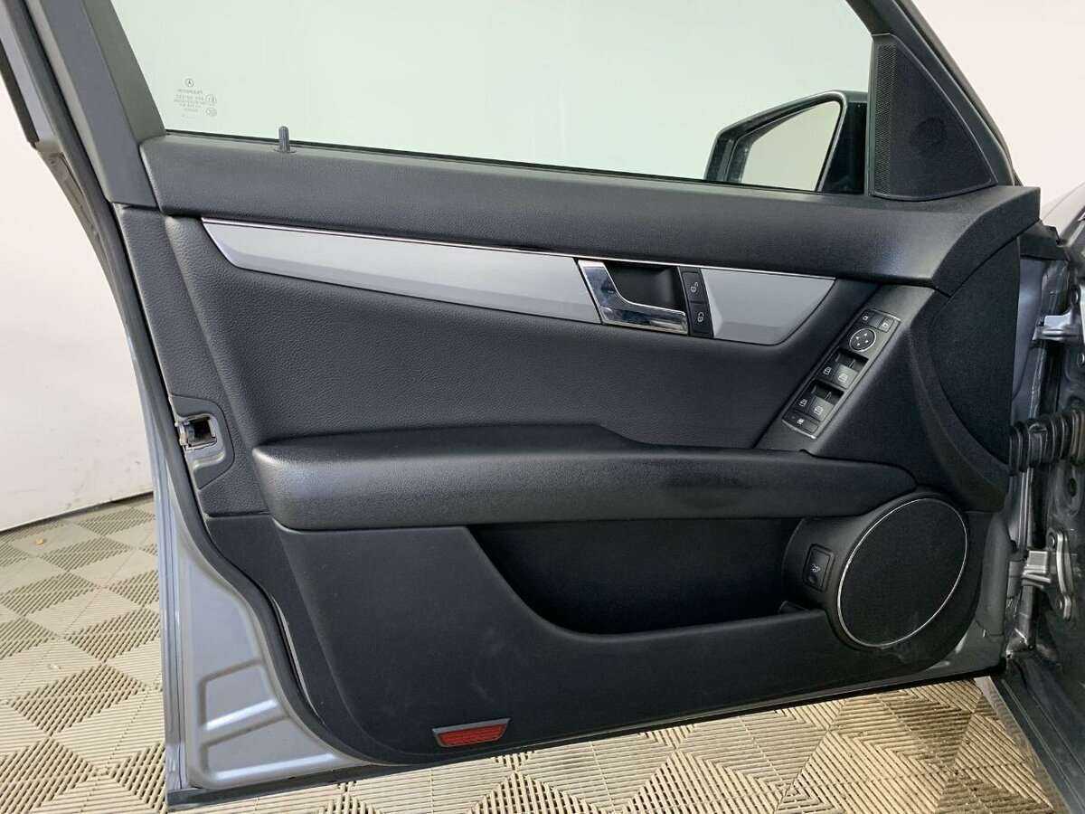 Mercedes-Benz C-Класс 2010 года с пробегом. Фото: #7