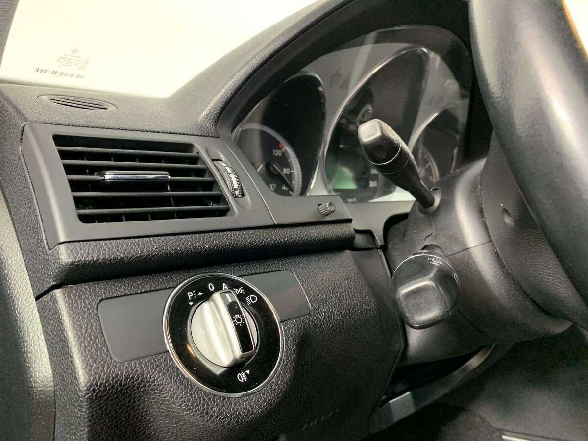 Mercedes-Benz C-Класс 2010 года с пробегом. Фото: #8