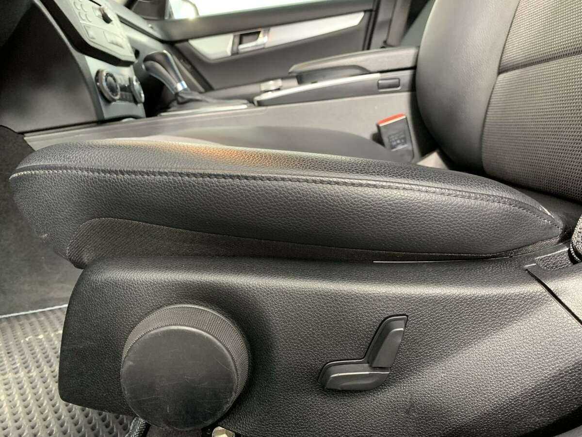 Mercedes-Benz C-Класс 2010 года с пробегом. Фото: #9