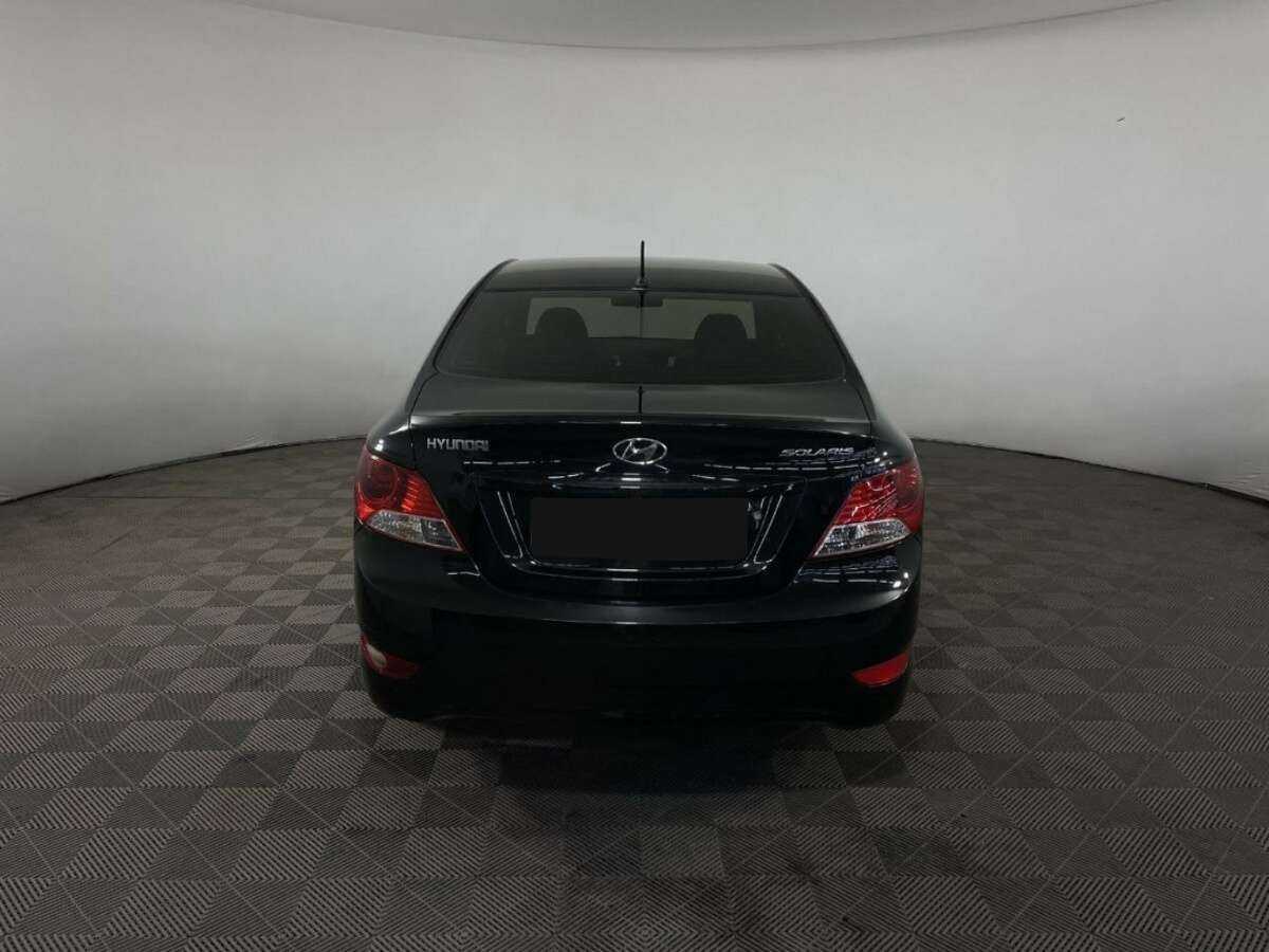 Hyundai Solaris 2011 года с пробегом. Фото: #2