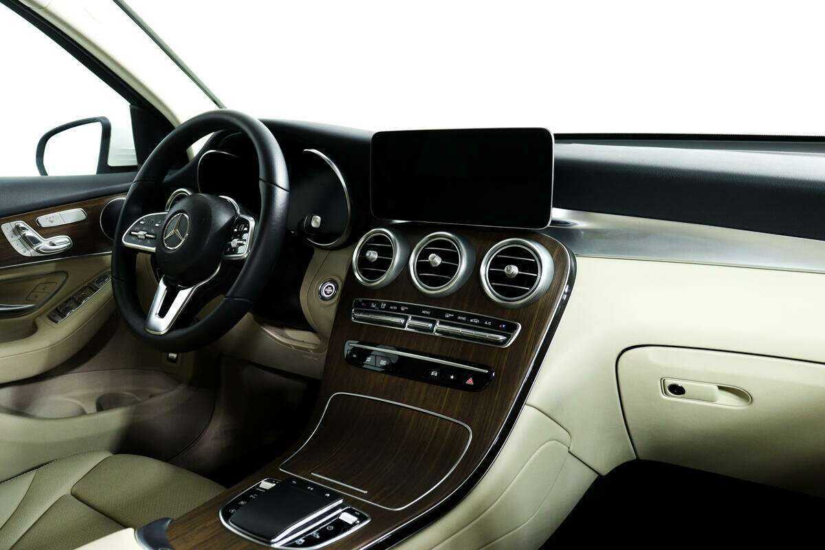 Mercedes-Benz GLC 2022 года с пробегом. Фото: #8
