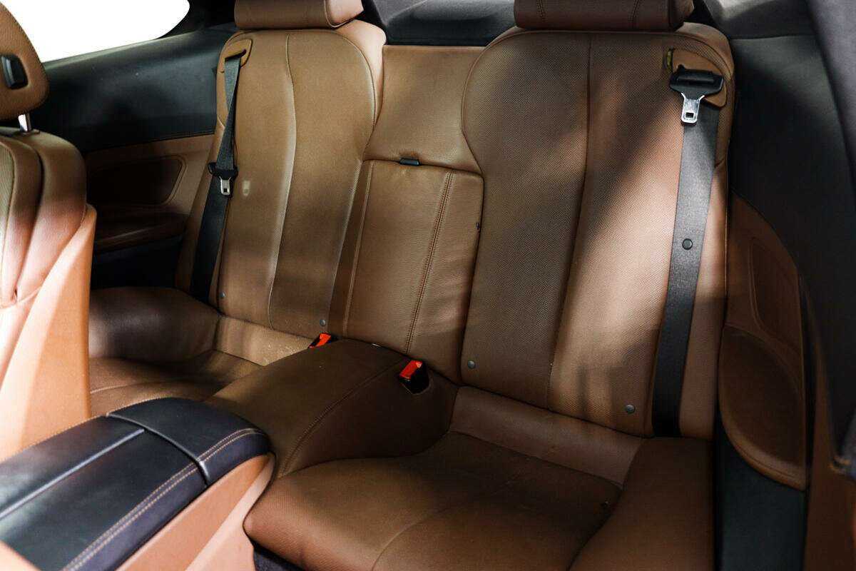 BMW 6 серии 2014 года с пробегом. Фото: #11