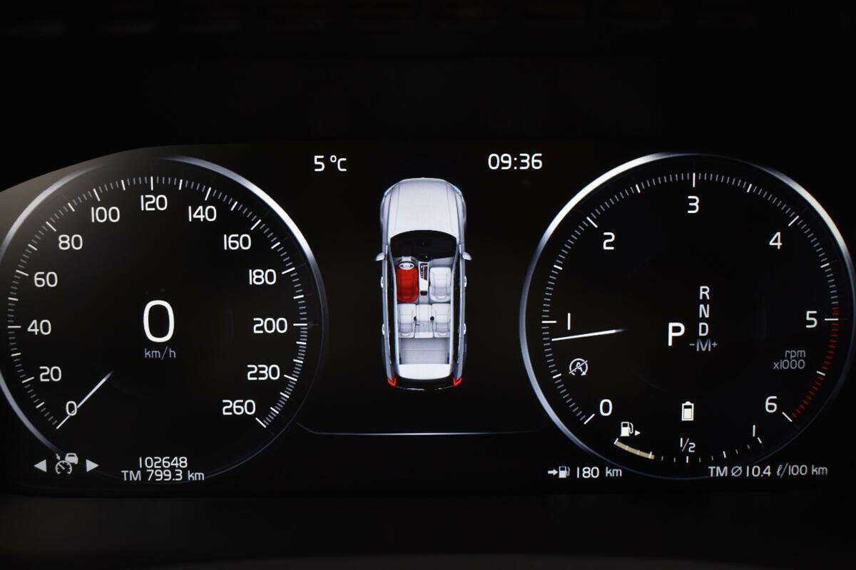 Volvo XC90 2019 года с пробегом. Фото: #8