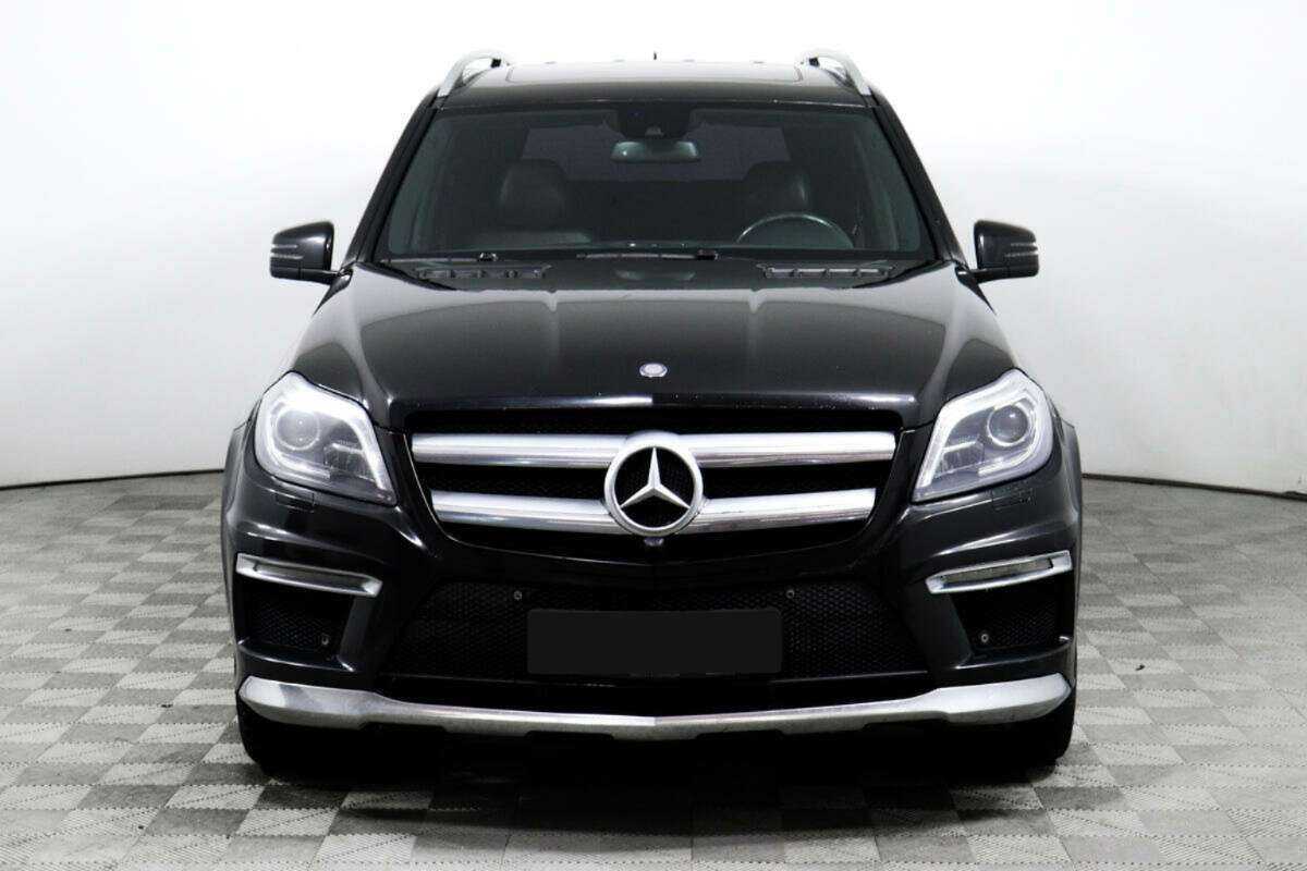 Mercedes-Benz GL-Класс 2015 года с пробегом. Фото: #1