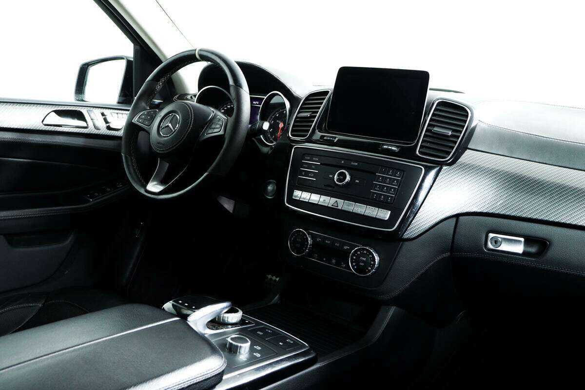 Mercedes-Benz GLE AMG 2017 года с пробегом. Фото: #8