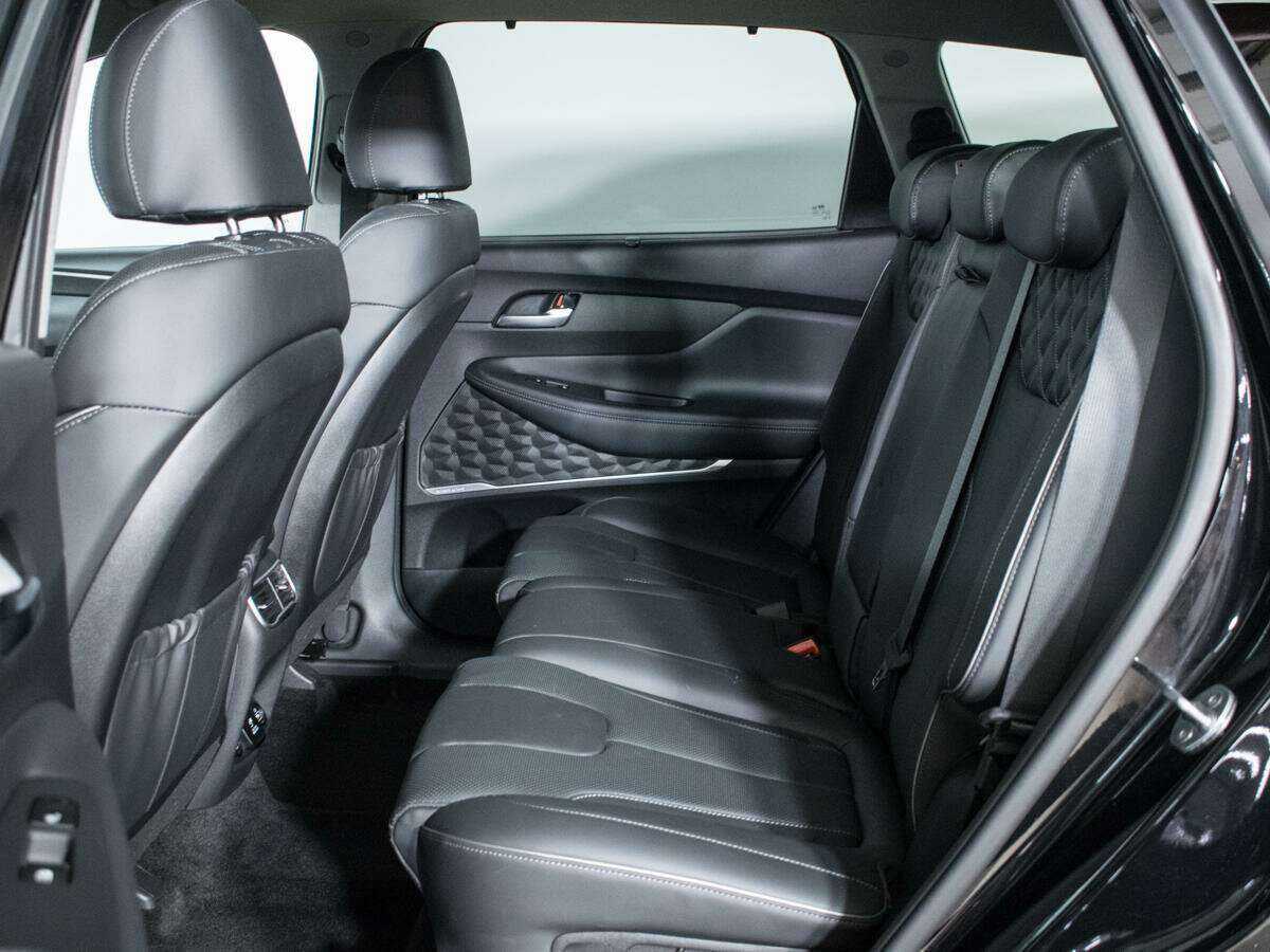 Hyundai Santa Fe 2021 года с пробегом. Фото: #9