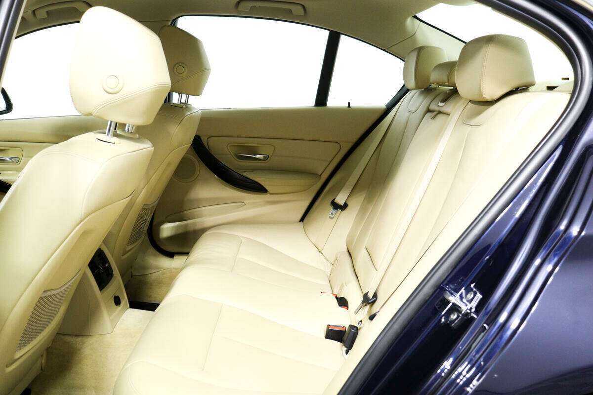 BMW 3 серии 2012 года с пробегом. Фото: #11