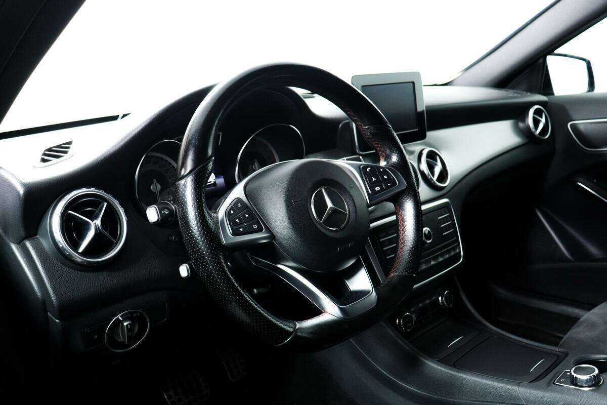 Mercedes-Benz GLA 2016 года с пробегом. Фото: #12