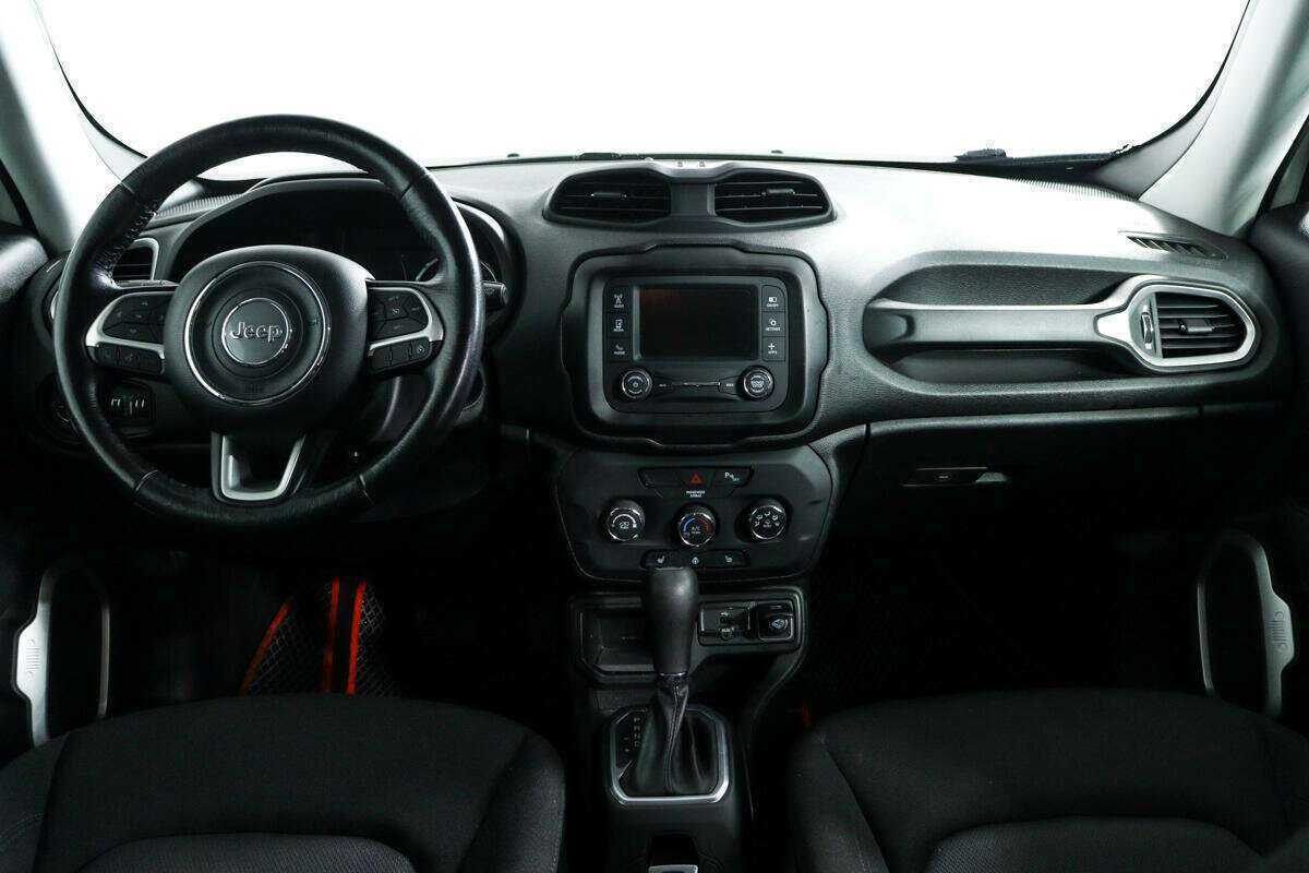 Jeep Renegade 2018 года с пробегом. Фото: #10