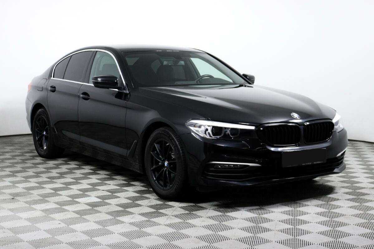 BMW 5 серии 2018 года с пробегом. Фото: #2
