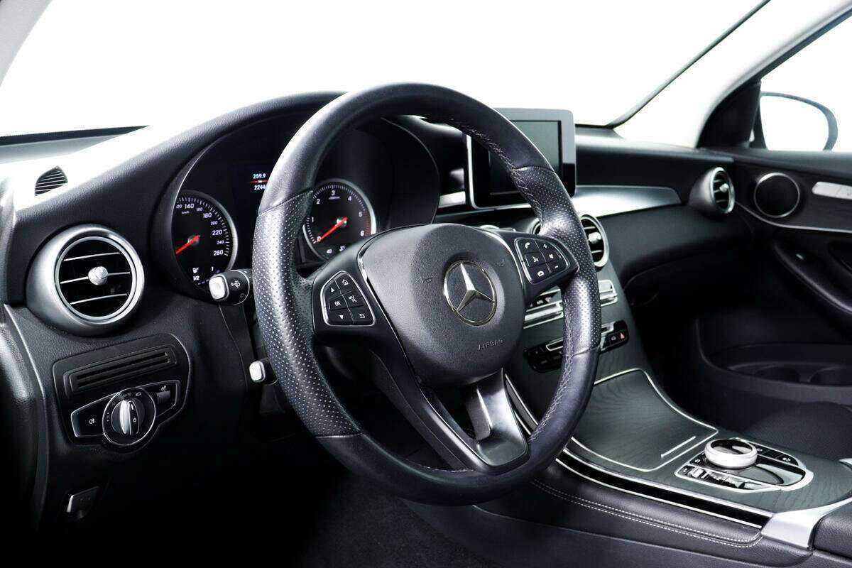 Mercedes-Benz GLC 2018 года с пробегом. Фото: #12