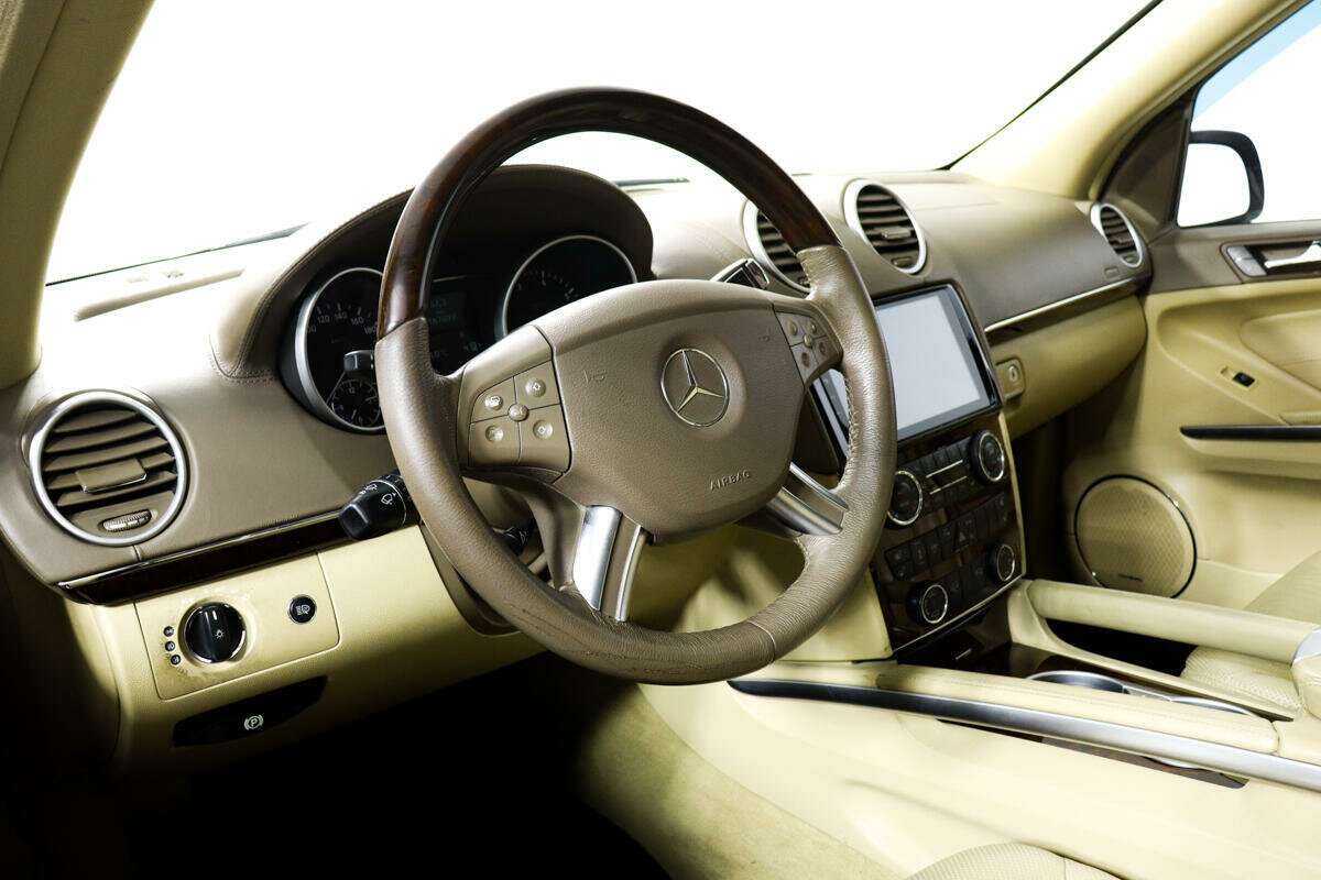 Mercedes-Benz GL-Класс 2007 года с пробегом. Фото: #12