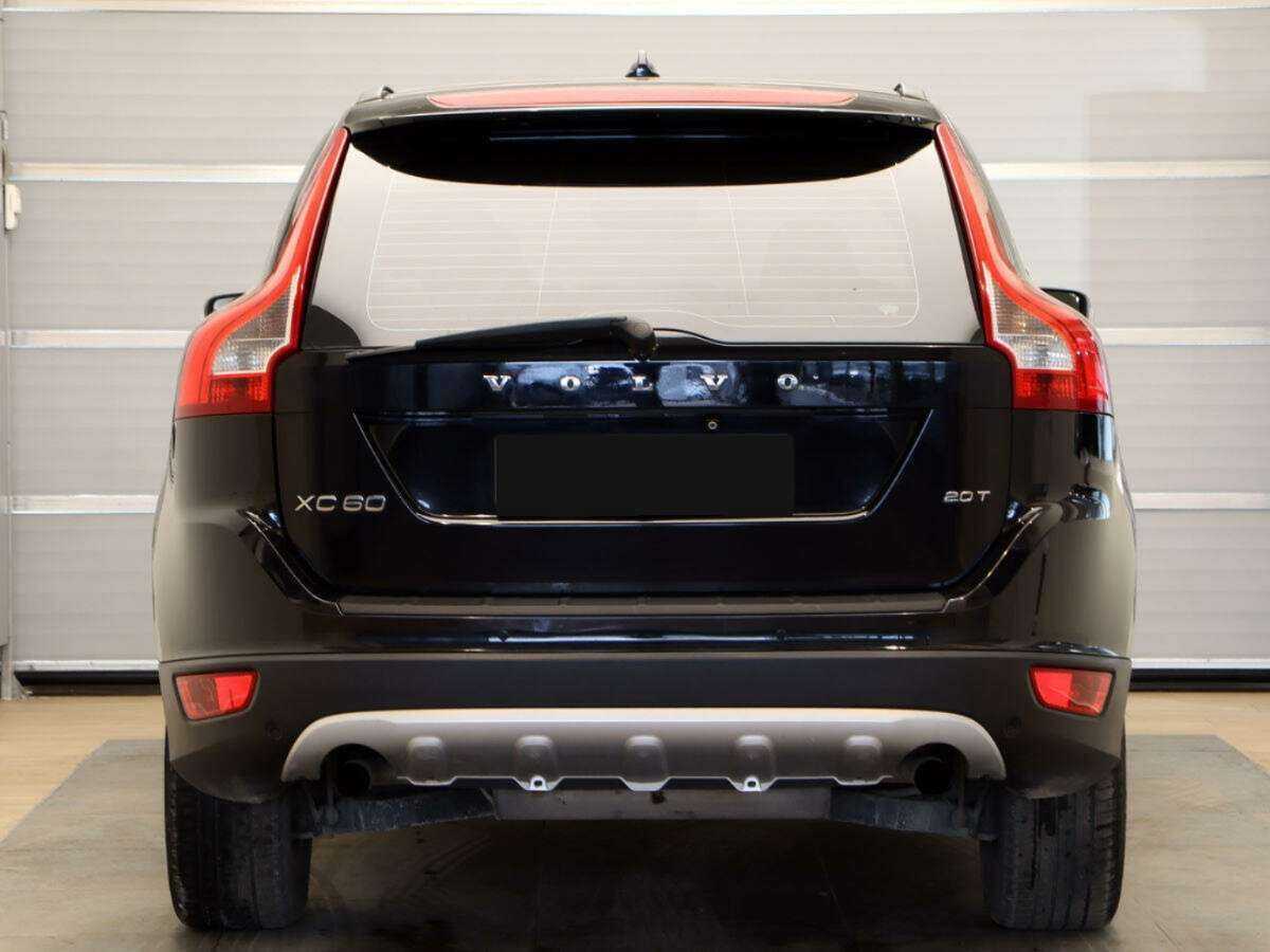 Volvo XC60 2010 года с пробегом. Фото: #3