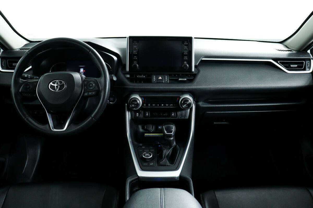 Toyota RAV4 2020 года с пробегом. Фото: #10