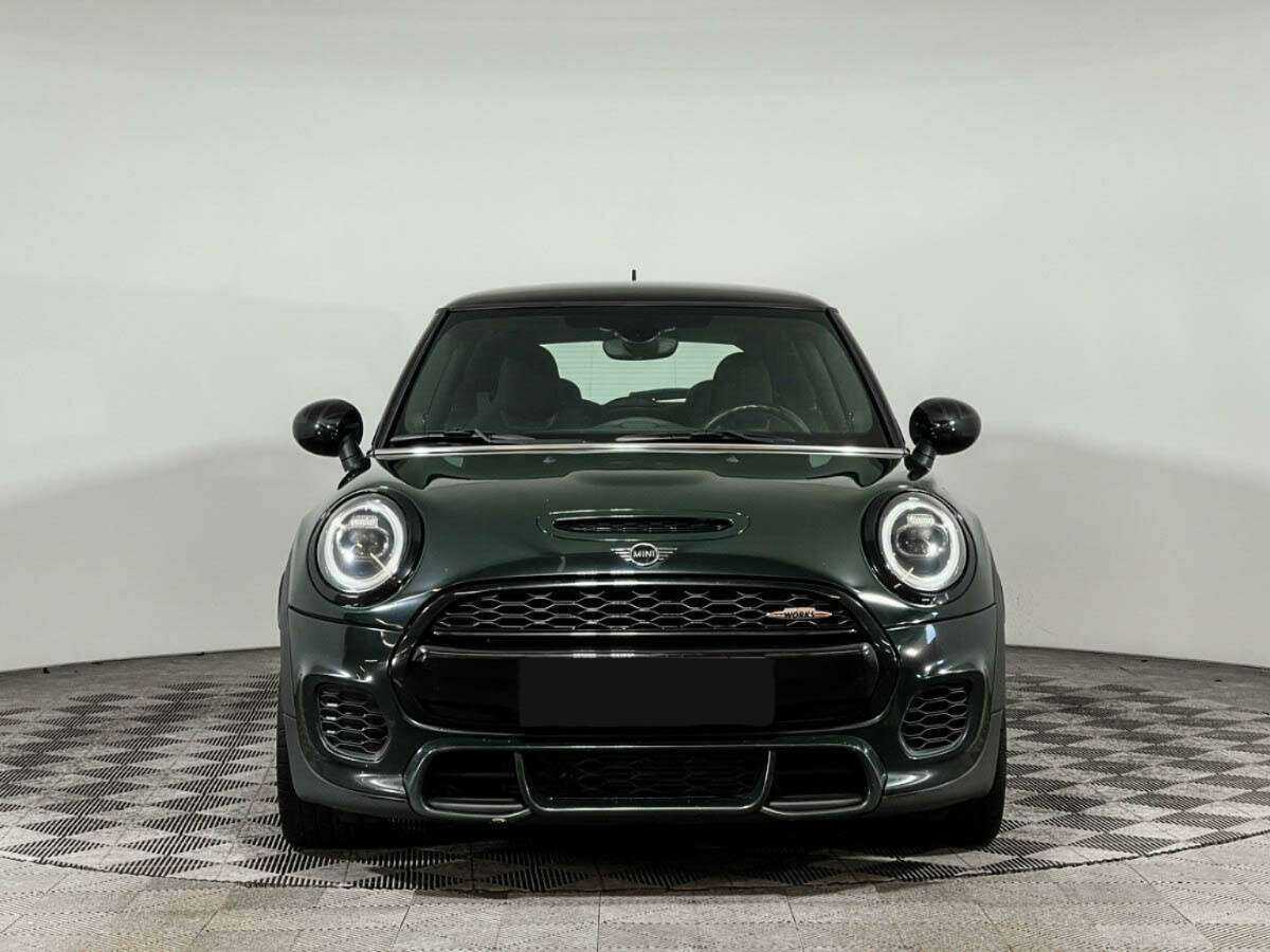 Mini Hatch 2018 года с пробегом. Фото: #1