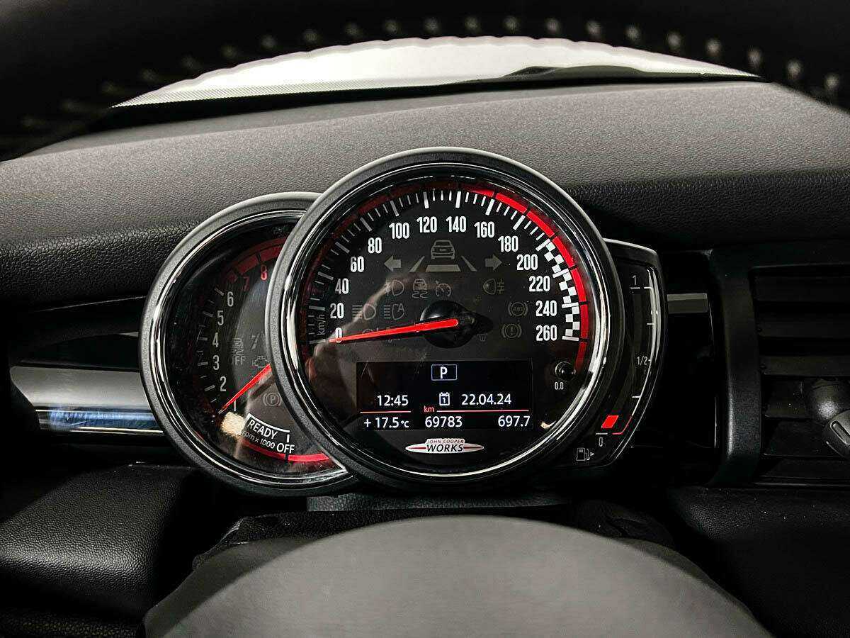 Mini Hatch 2018 года с пробегом. Фото: #8