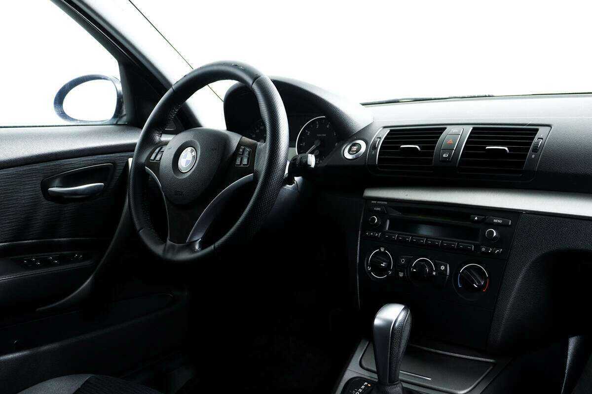 BMW 1 серии 2008 года с пробегом. Фото: #8