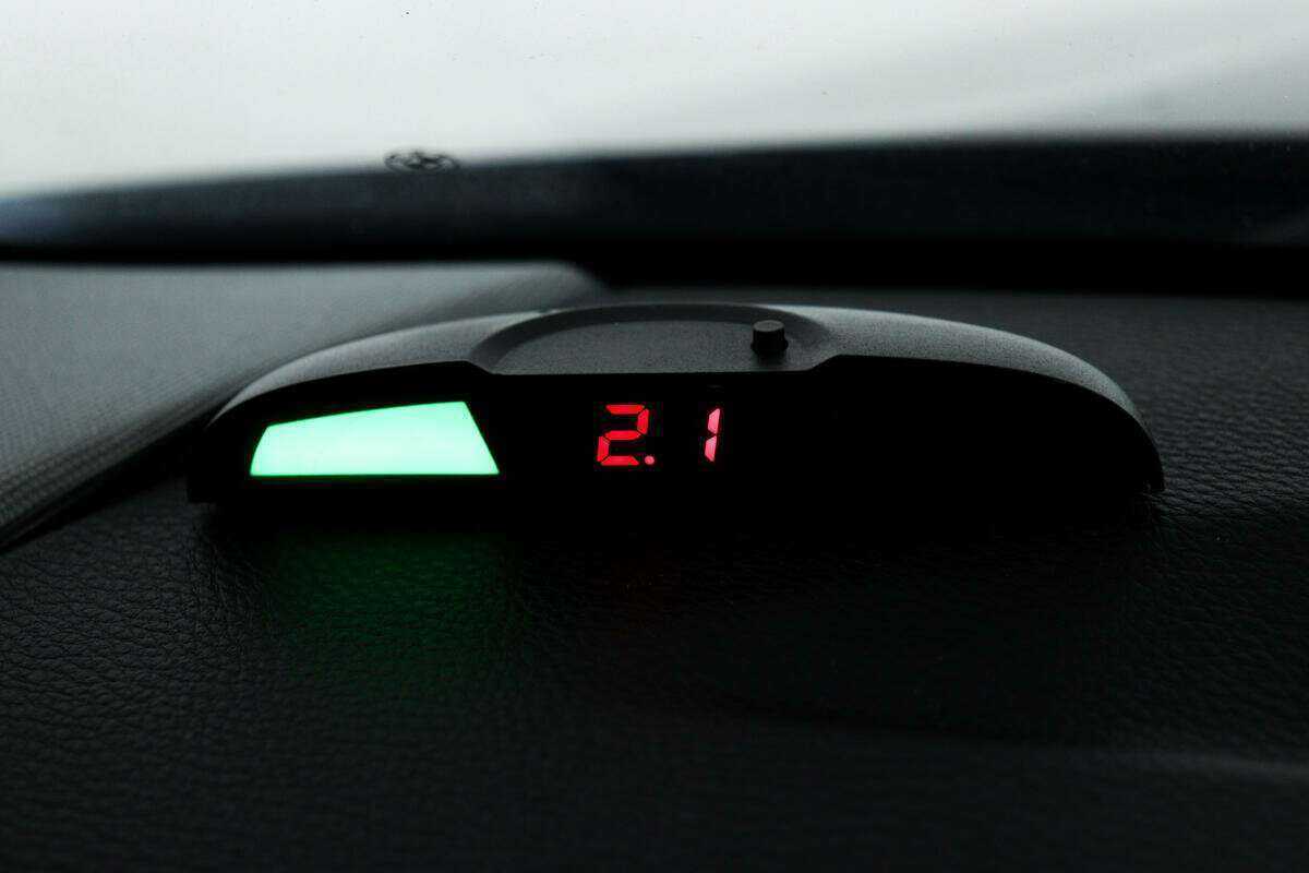 BMW 1 серии 2008 года с пробегом. Фото: #14