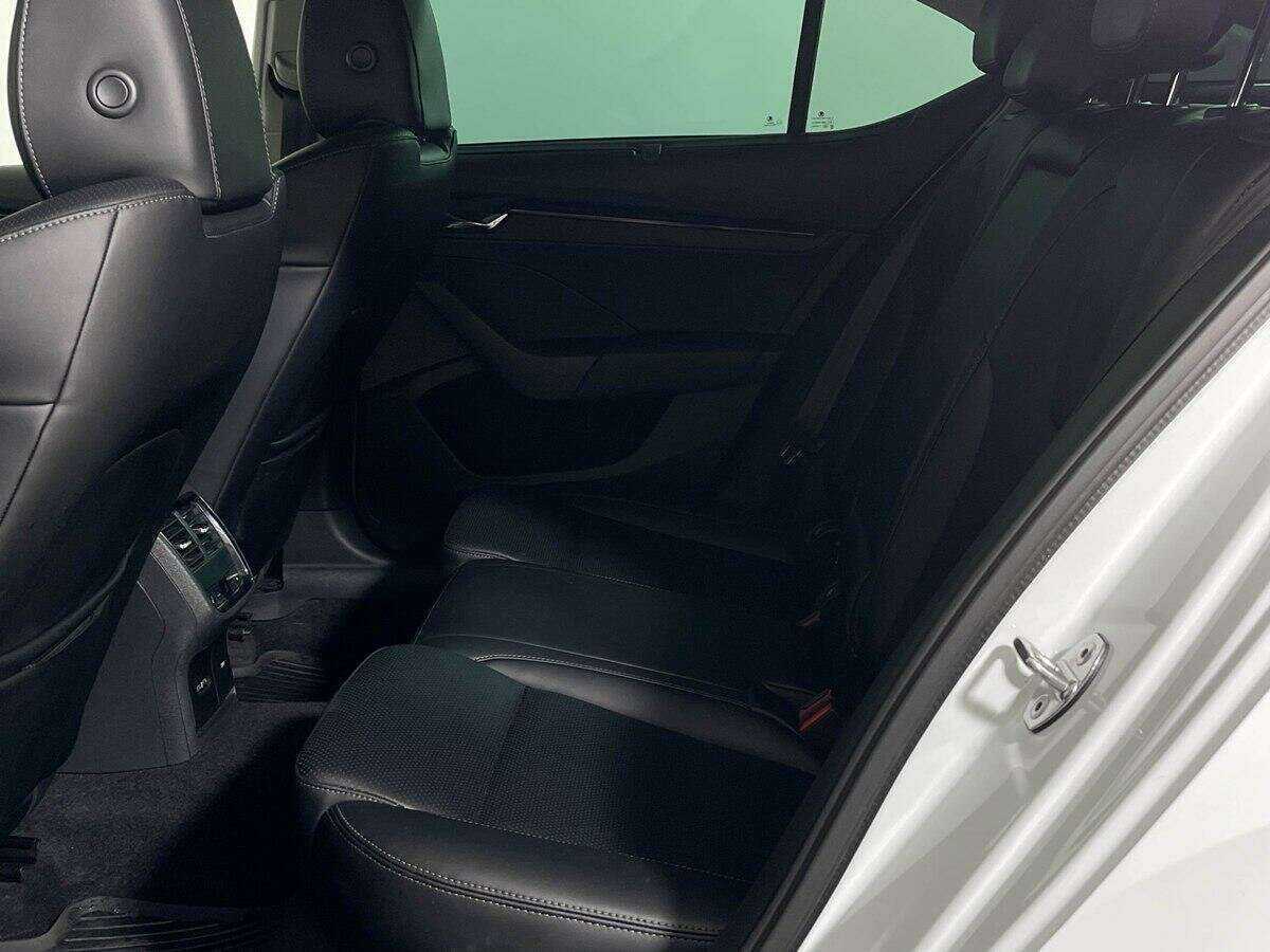 Skoda Octavia 2021 года с пробегом. Фото: #7