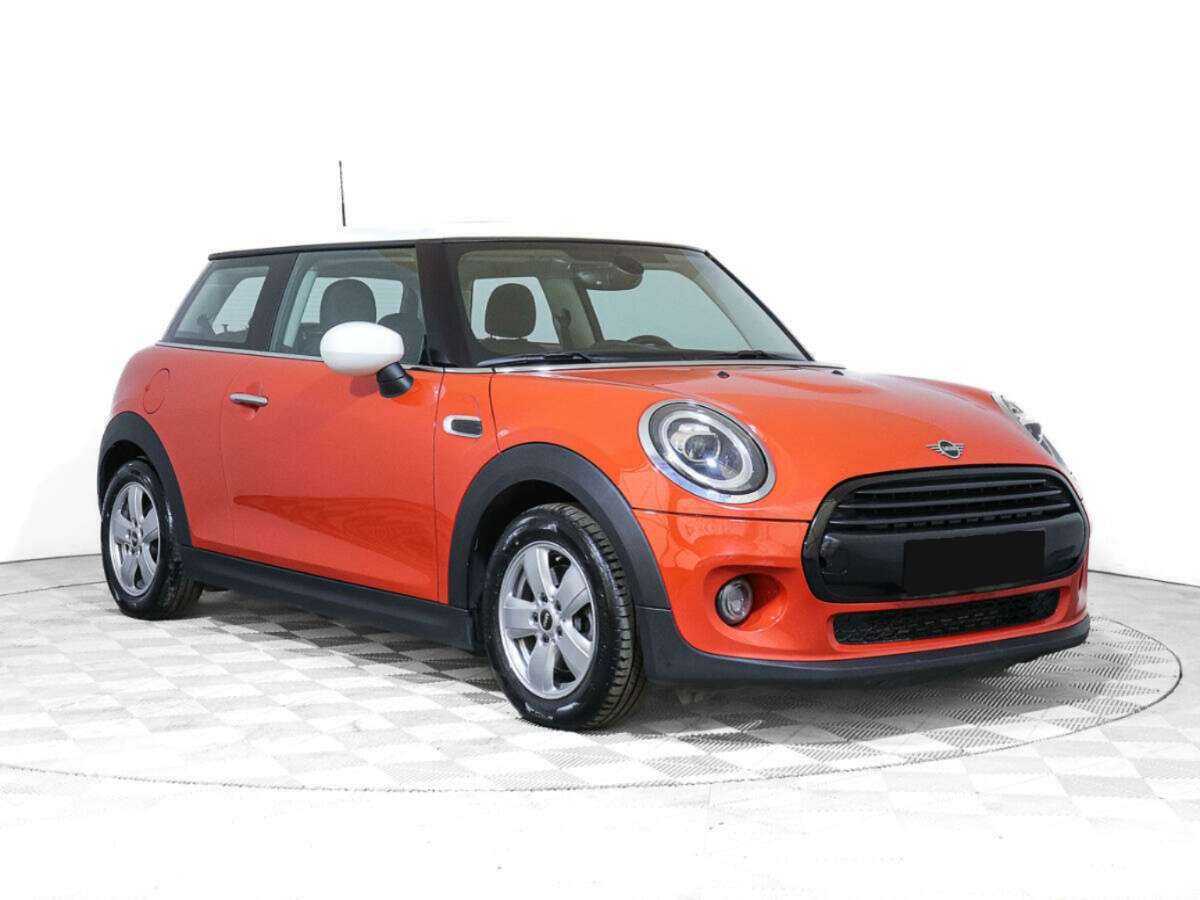 Mini Hatch 2021 года с пробегом. Фото: #2