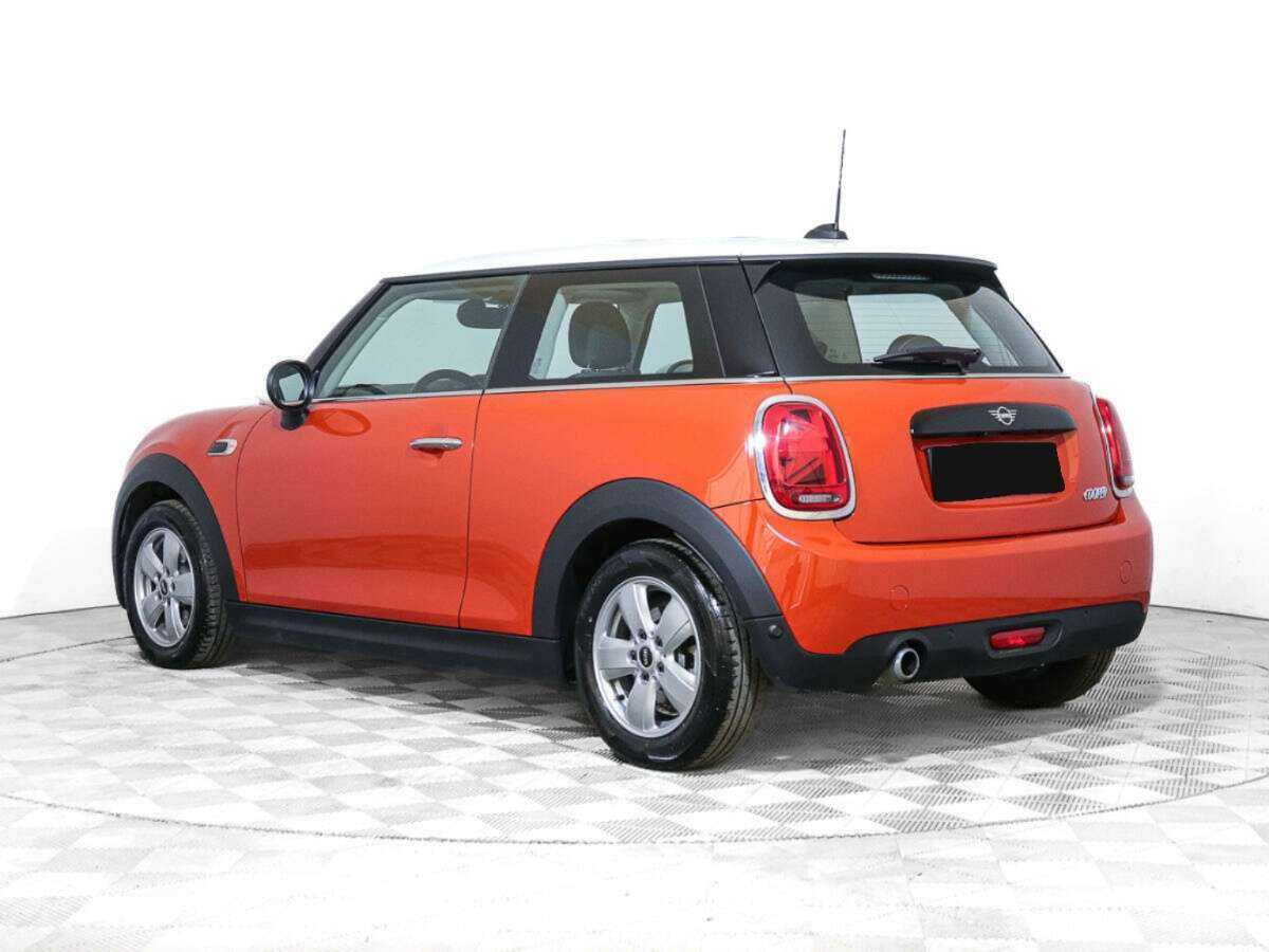 Mini Hatch 2021 года с пробегом. Фото: #6