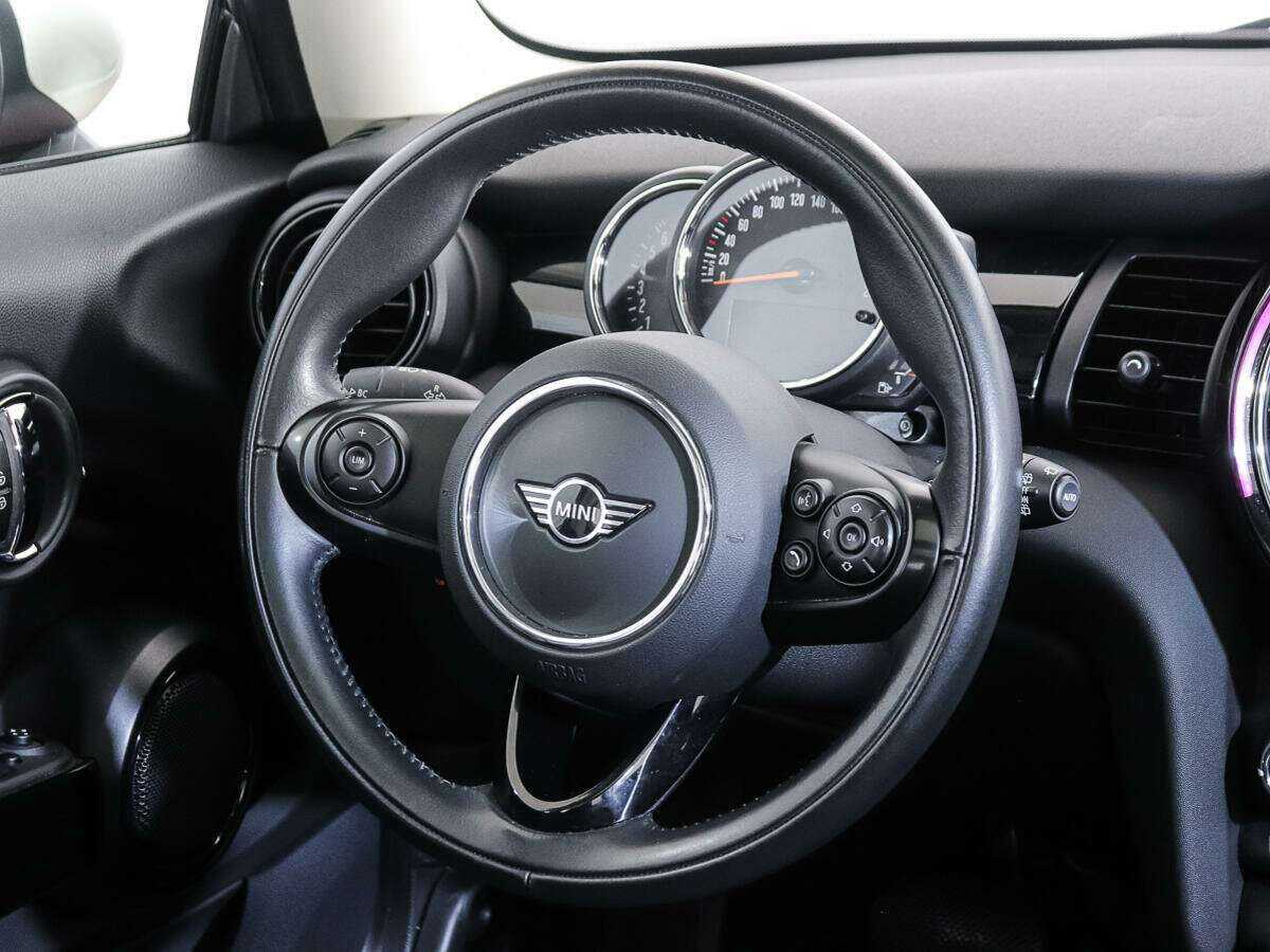 Mini Hatch 2021 года с пробегом. Фото: #15