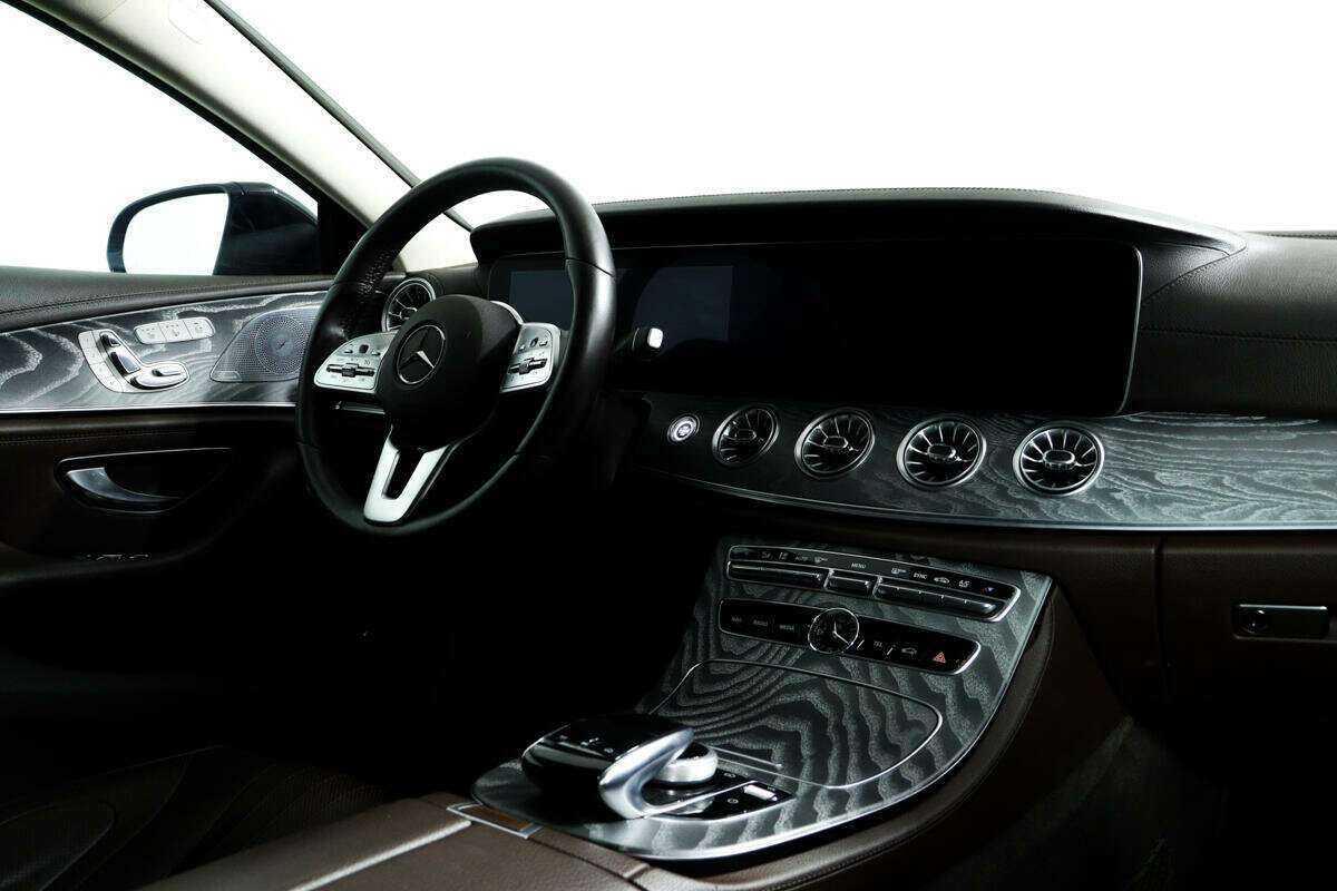 Mercedes-Benz CLS 2019 года с пробегом. Фото: #8