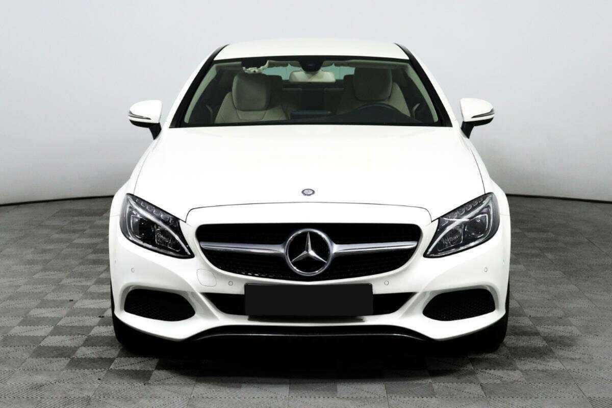 Mercedes-Benz C-Класс 2017 года с пробегом. Фото: #1