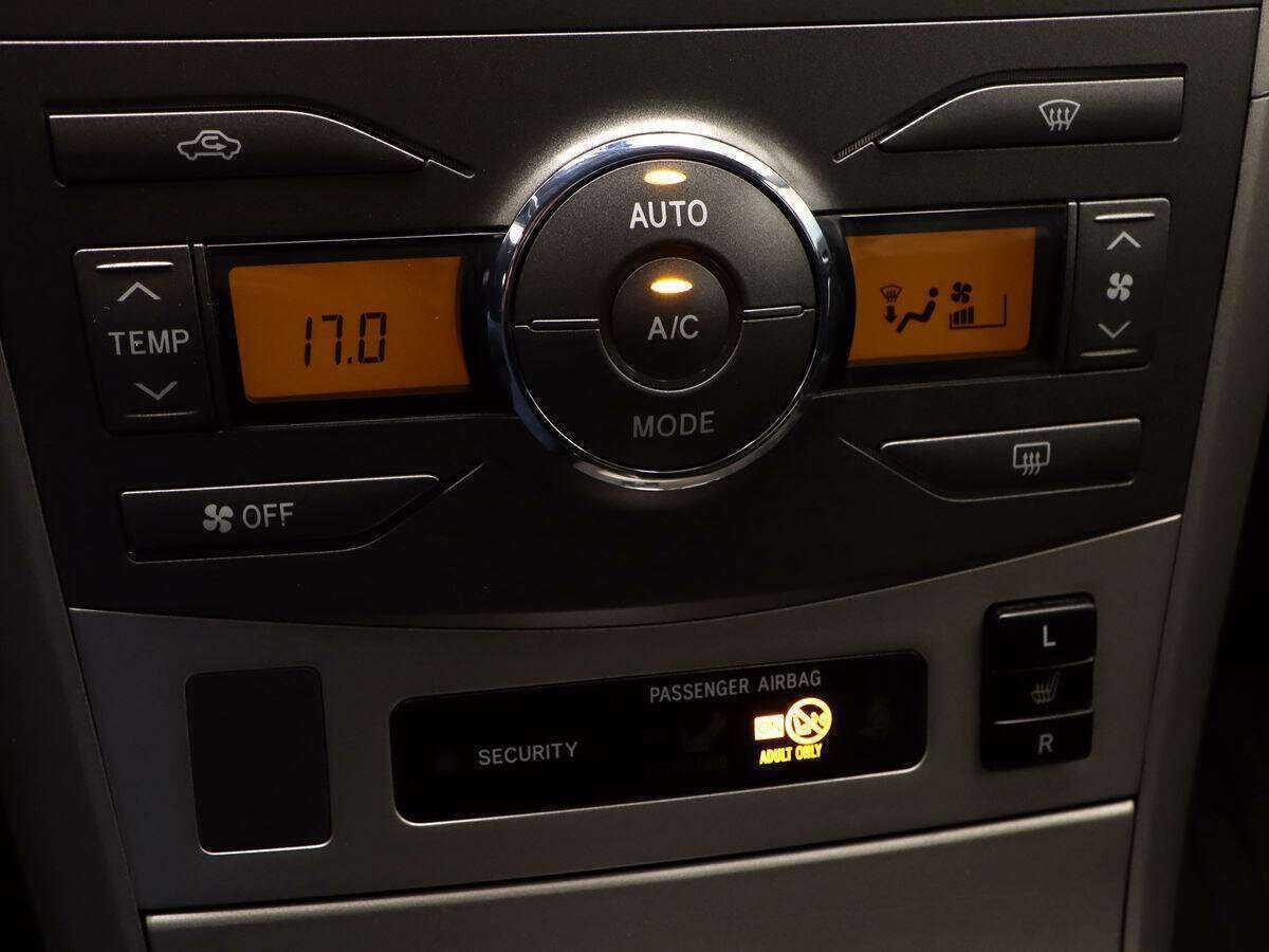 Toyota Corolla 2008 года с пробегом. Фото: #14