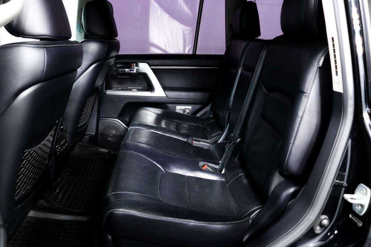 Toyota Land Cruiser 2012 года с пробегом. Фото: #11